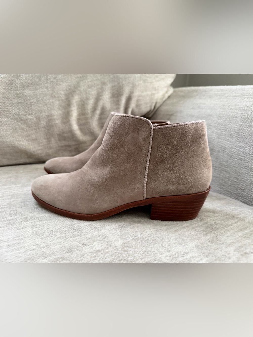Sam Edelman Petty Style Taupe Suede Ankle Booties Size 9M